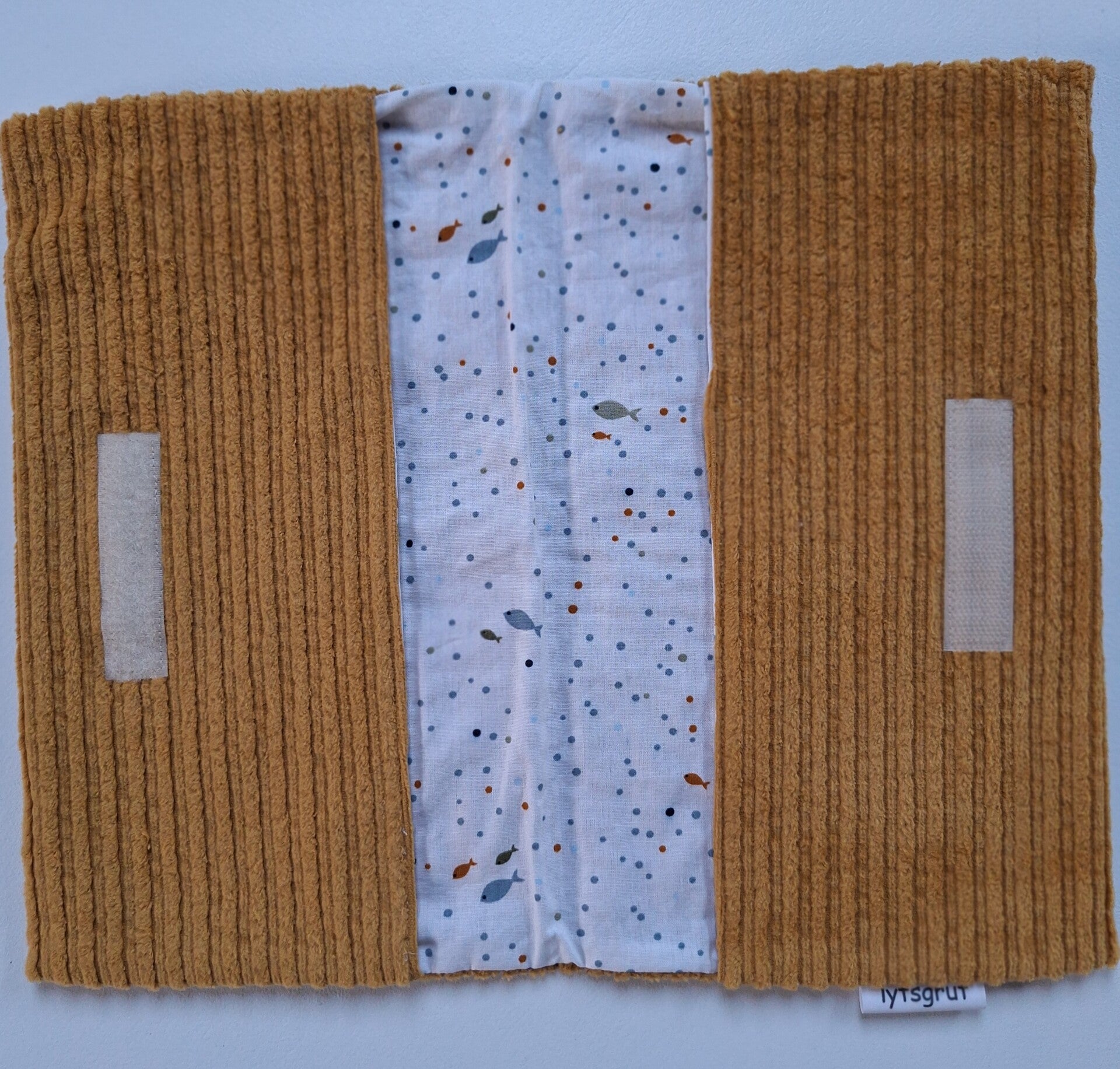 Luieretui oker/visjes