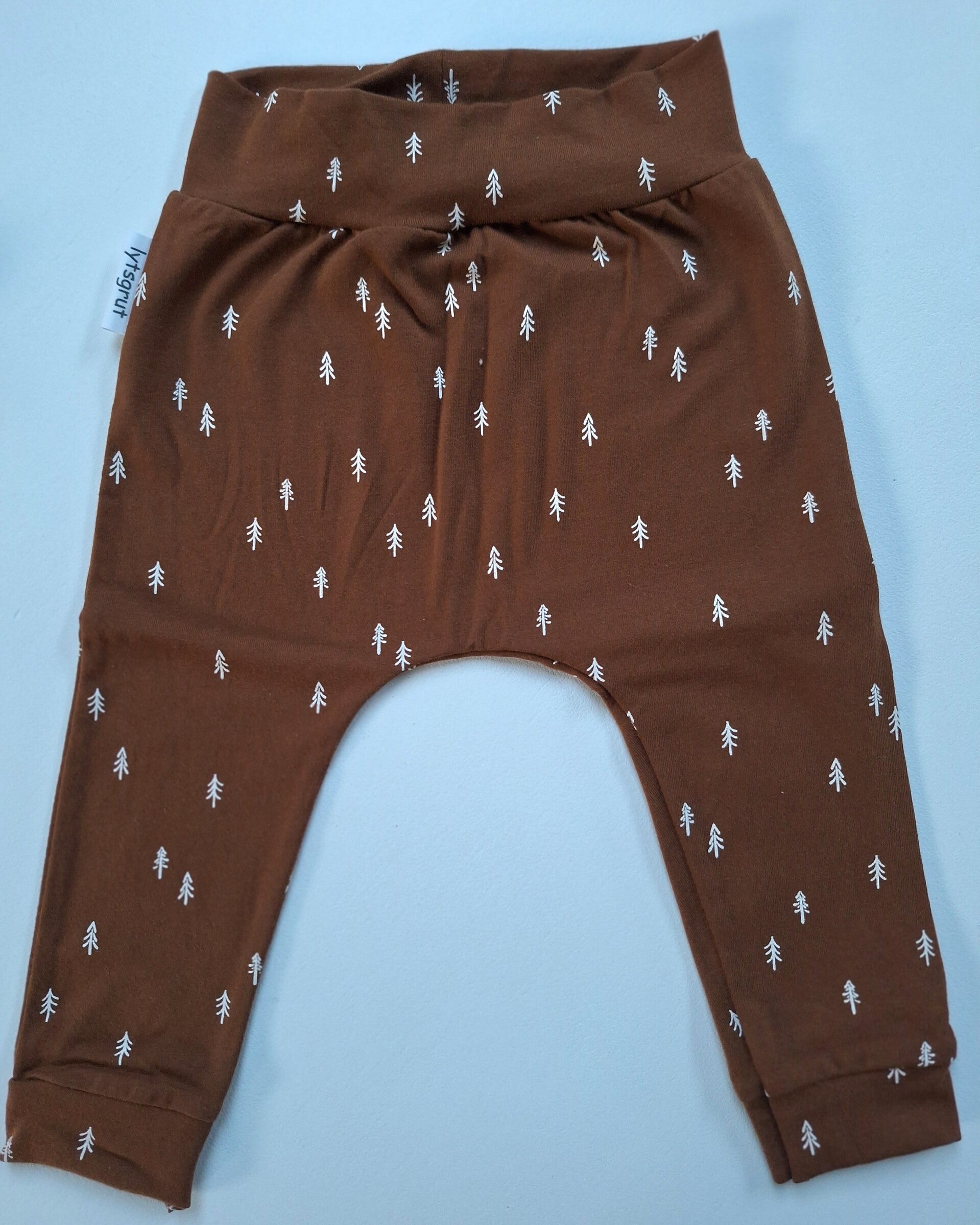 Broekje bomen choco, maat 74/80