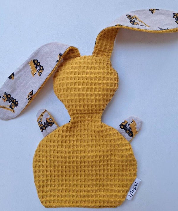 Knuffelkonijn oker/voertuigen