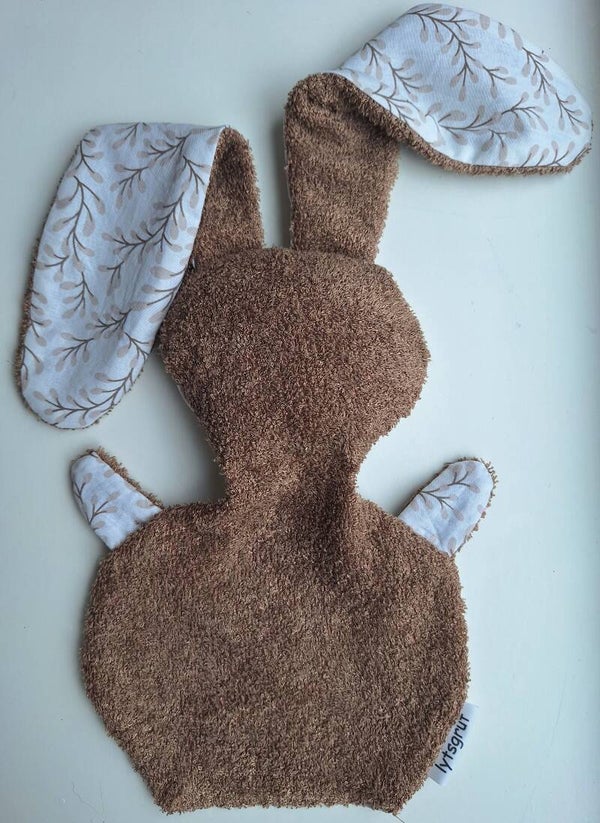 Knuffelkonijn bruin/takjes