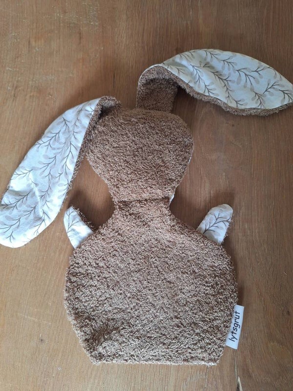 Knuffelkonijn bruin/takjes