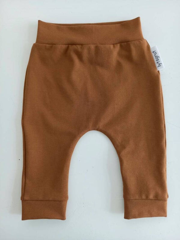 Broekje Hazel, maat 50/56