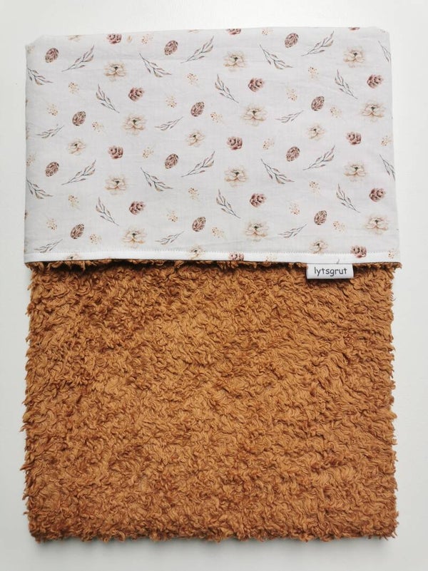 Winter wiegdeken camel