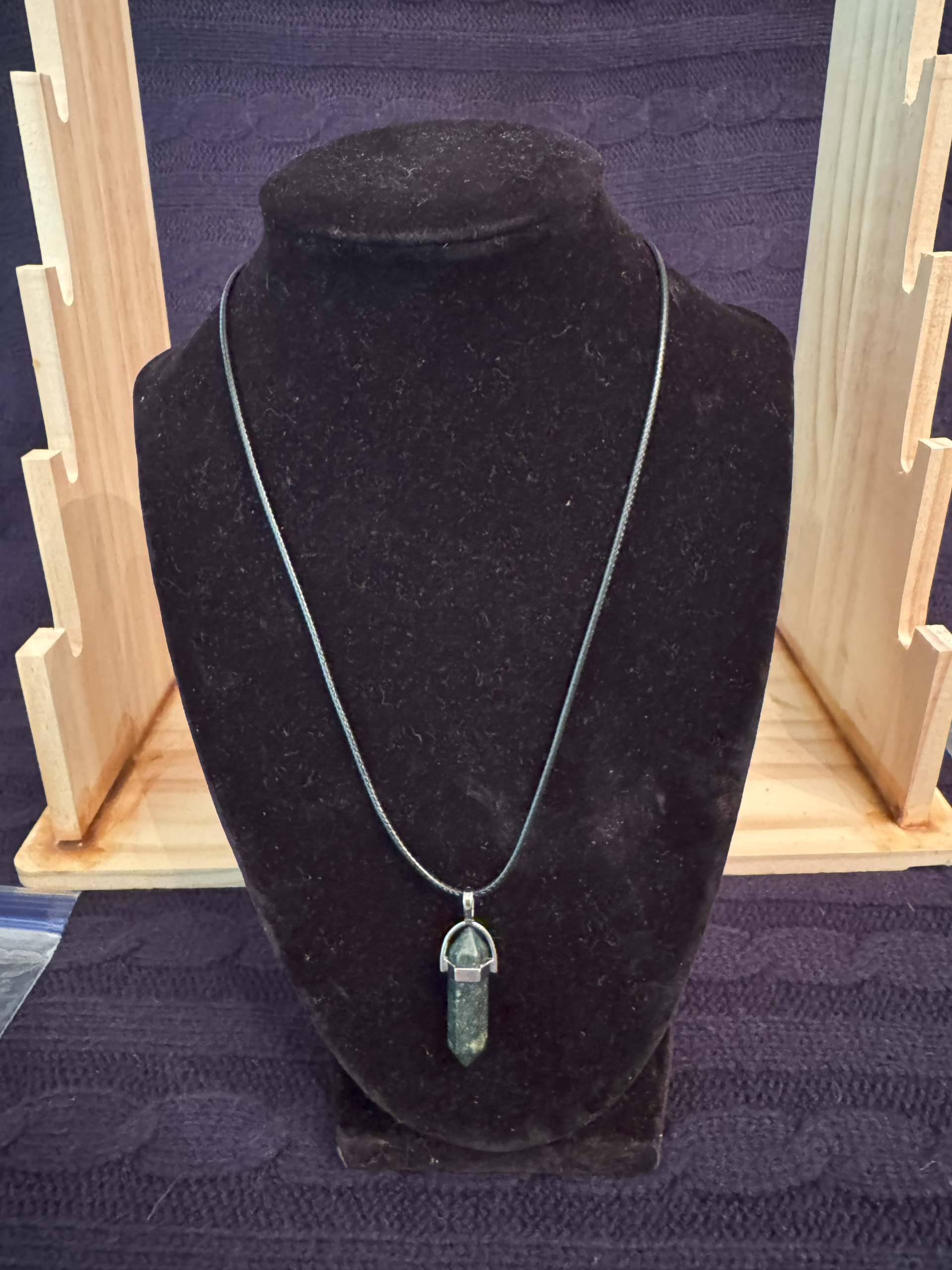 Green Speckled Crystal Chain Neckless