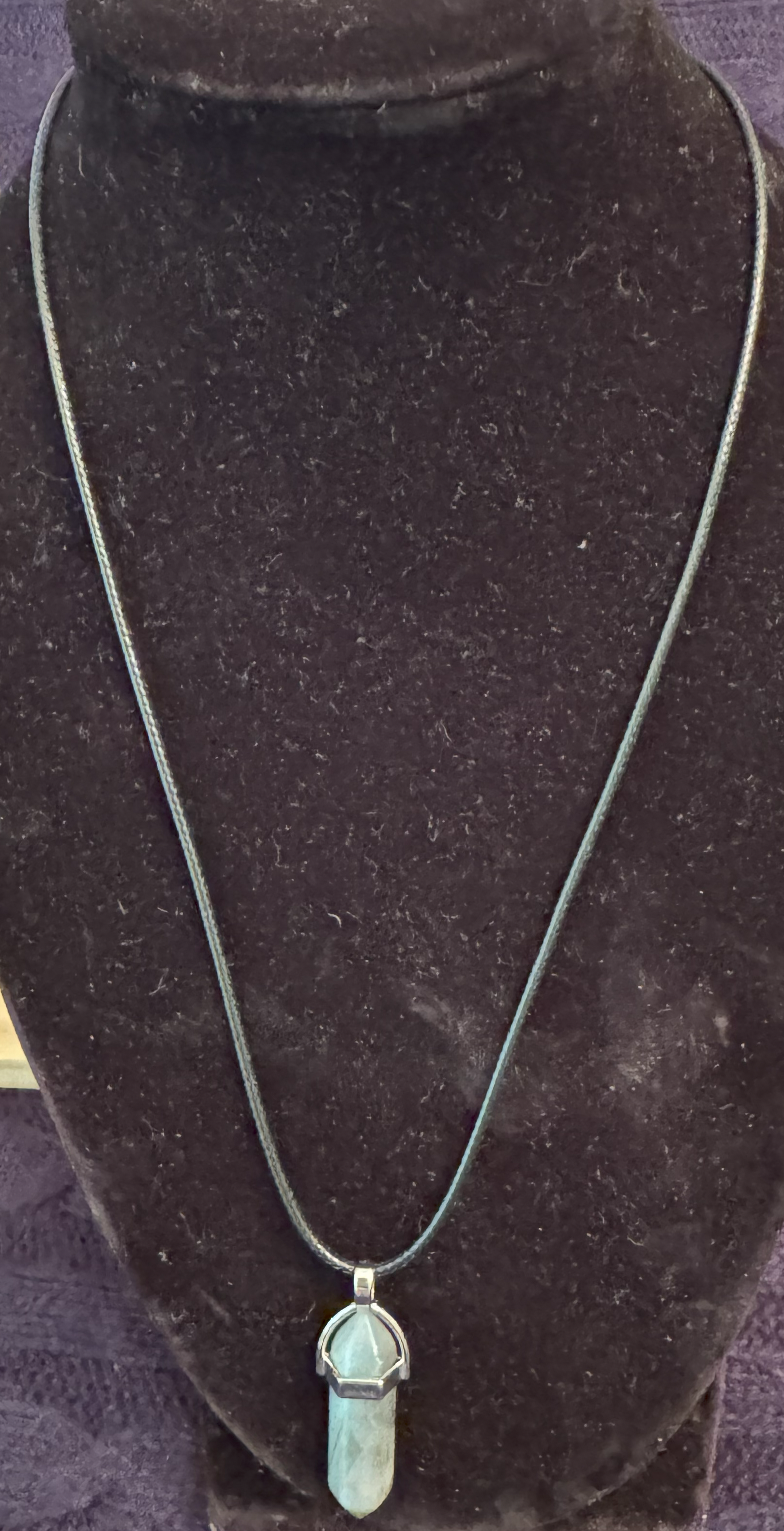 Bluish Hue Crystal Neckless