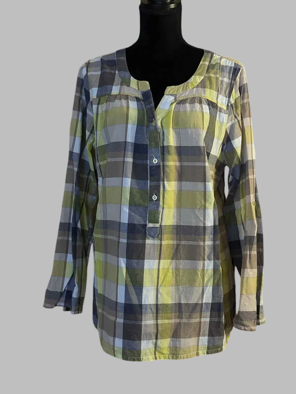 Rutig top från Zizzi strl M (art.nr 1013)