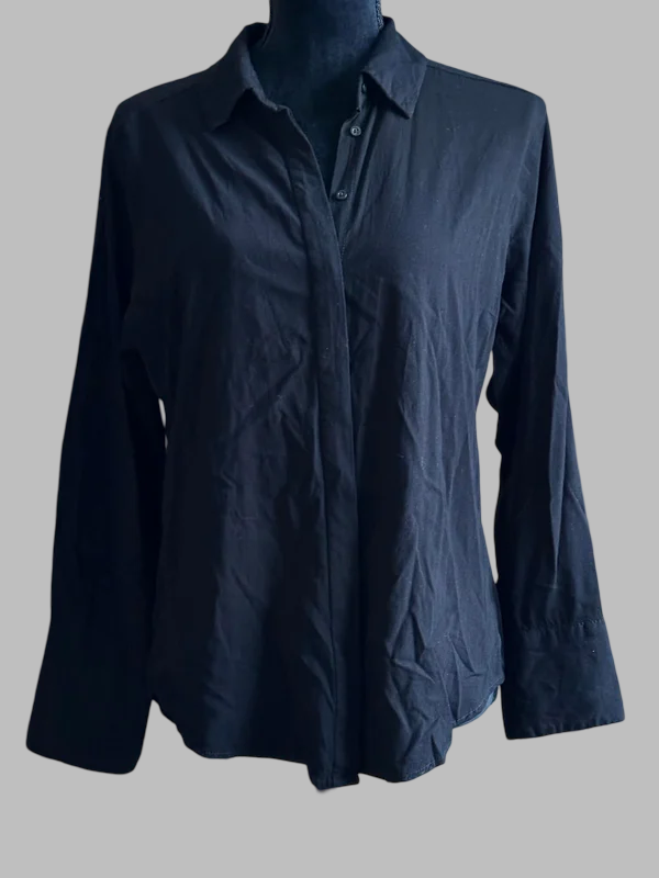 Svart skjorta strl L  (art.nr. 1021)