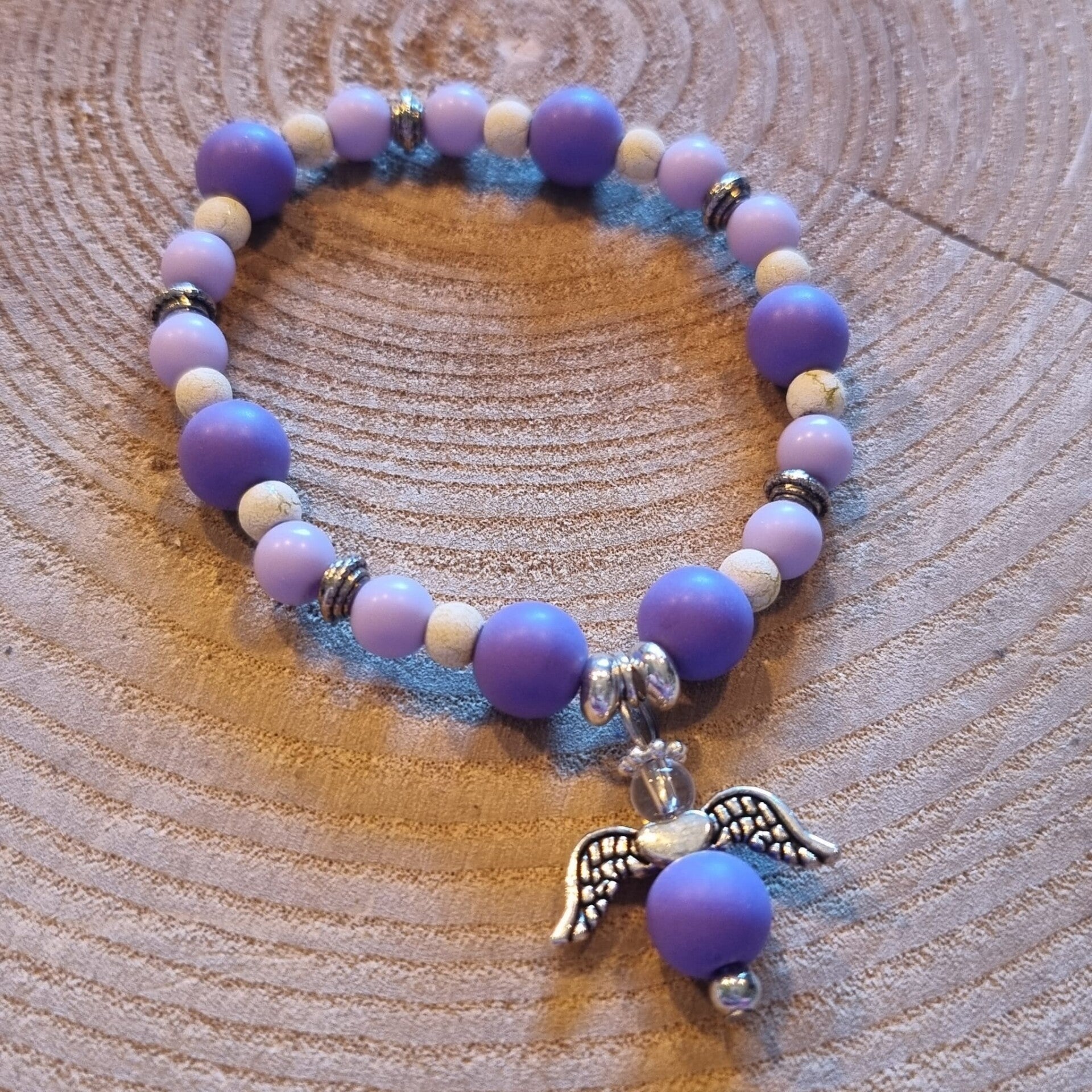 Armband op elastiek paars