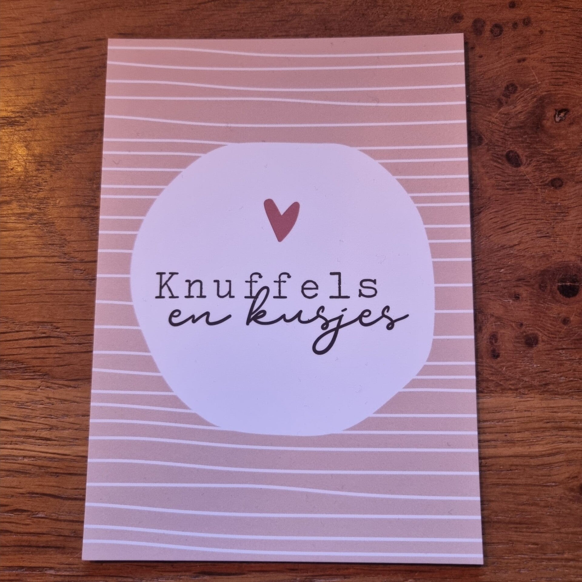 Ansichtkaart knuffels en kusjes
