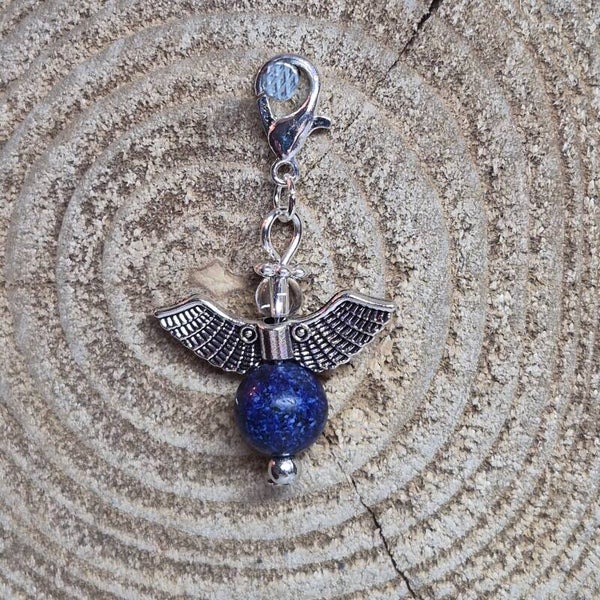 Geluksengel half edelsteen lapis lazuli
