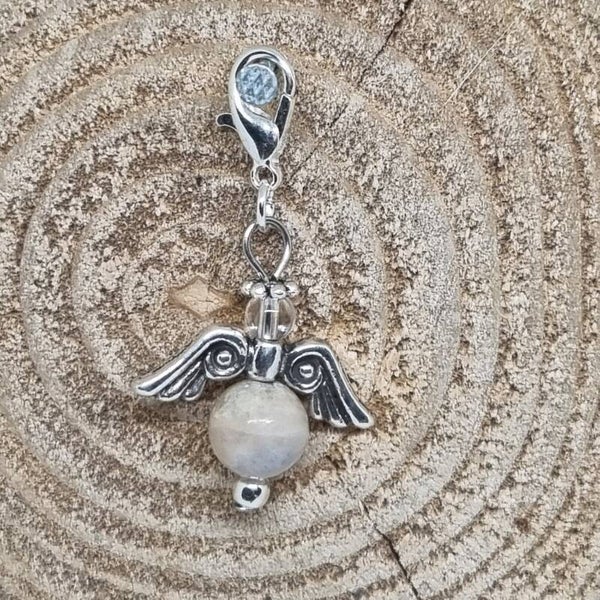 Geluksengel half edelsteen blauwe sodaliet