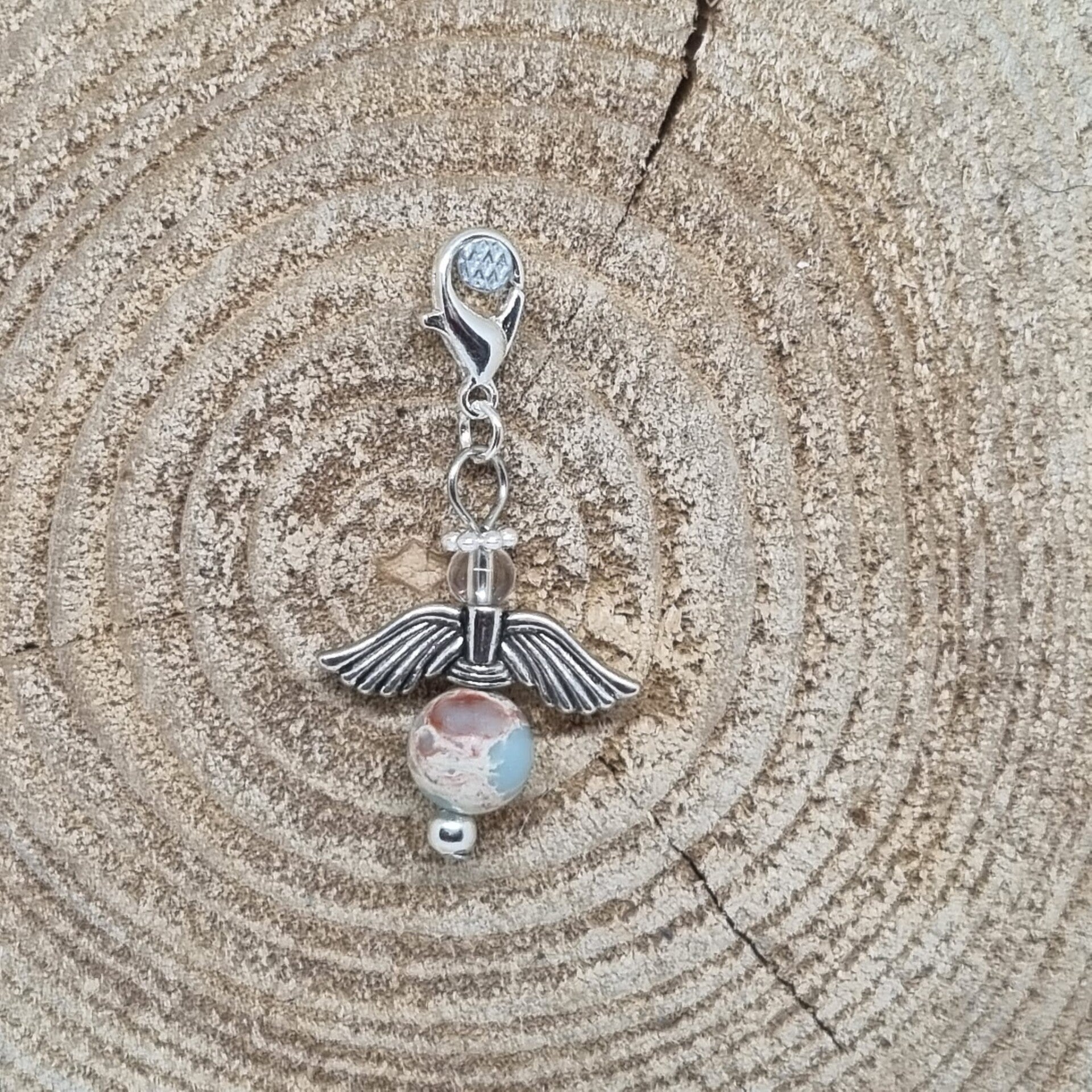 Geluksengel half edelsteen agalmatoliet