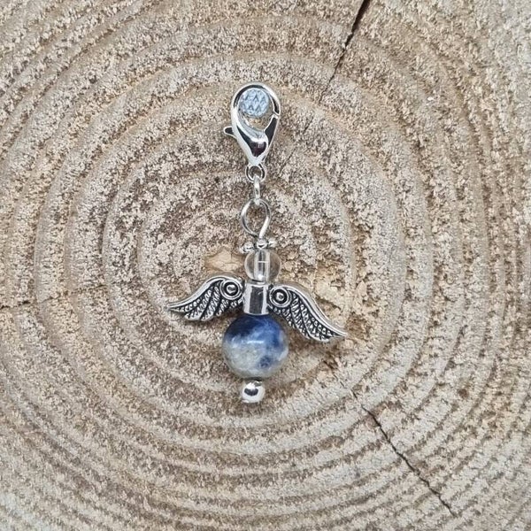 Geluksengel half edelsteen blauwe sodaliet