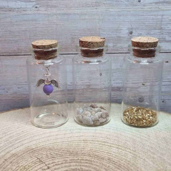 Engeltje in een flesje paars