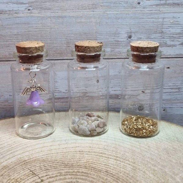 Engeltje in een flesje paars