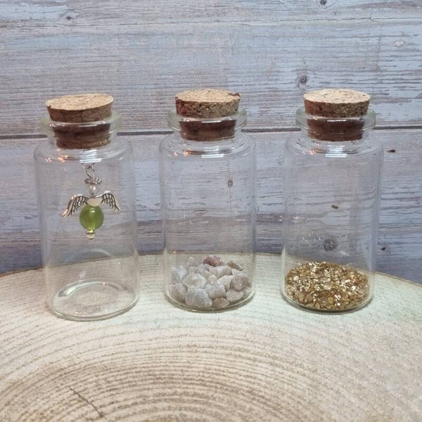 Engeltje in een flesje groen