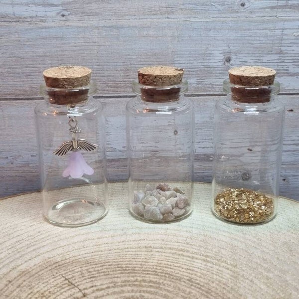 Engeltje in een flesje lila