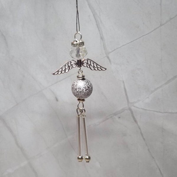 Wiebelbeentjes hanger zilver