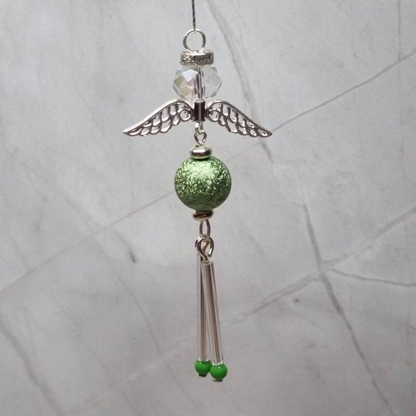 Wiebelbeentjes hanger groen