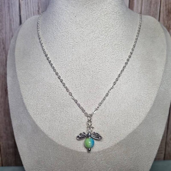 Ketting zilverkleurig groen/blauw