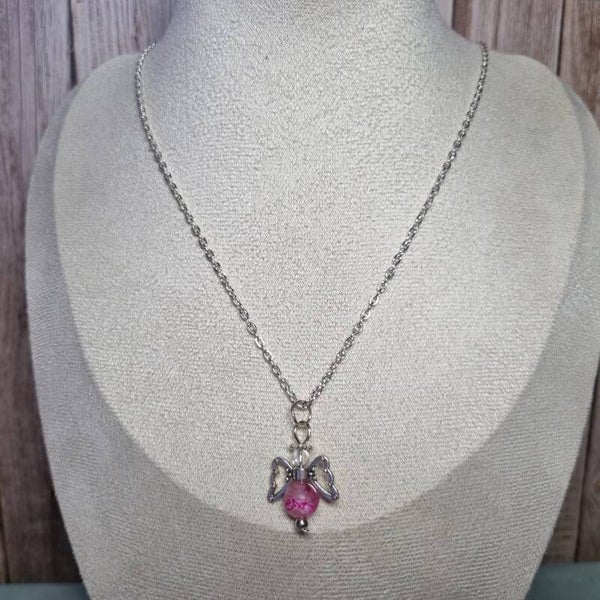 Ketting zilverkleurig roze