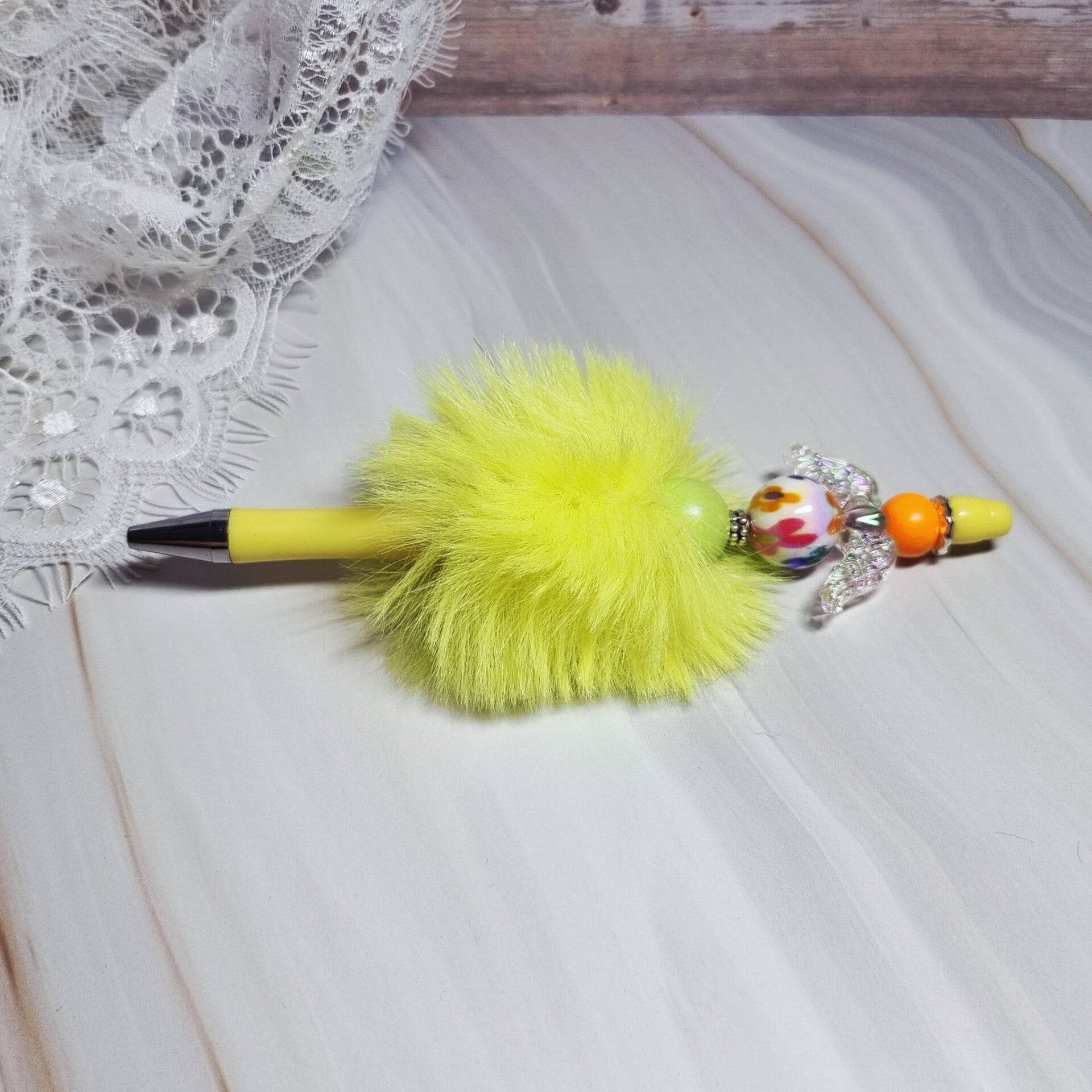 Pen fluffy geel/oranje