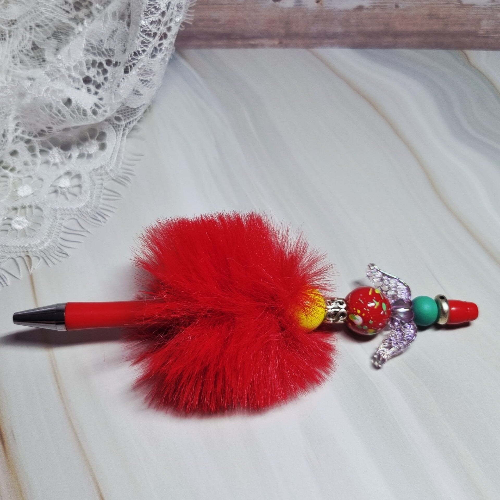 Pen fluffy rood/geel/mint