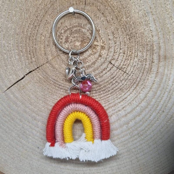 Sleutelhanger regenboog geel/roze/geel