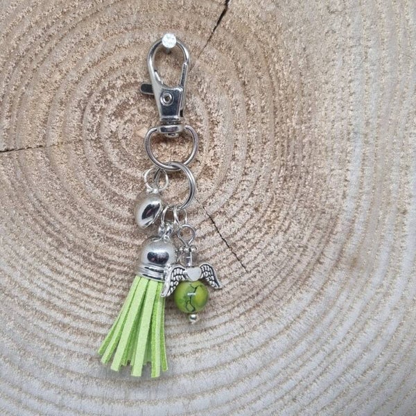 Sleutelhanger suede kwast groen