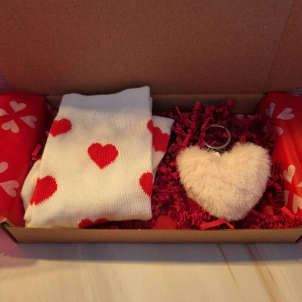 Hartjes sokken en sleutelhanger licht roze