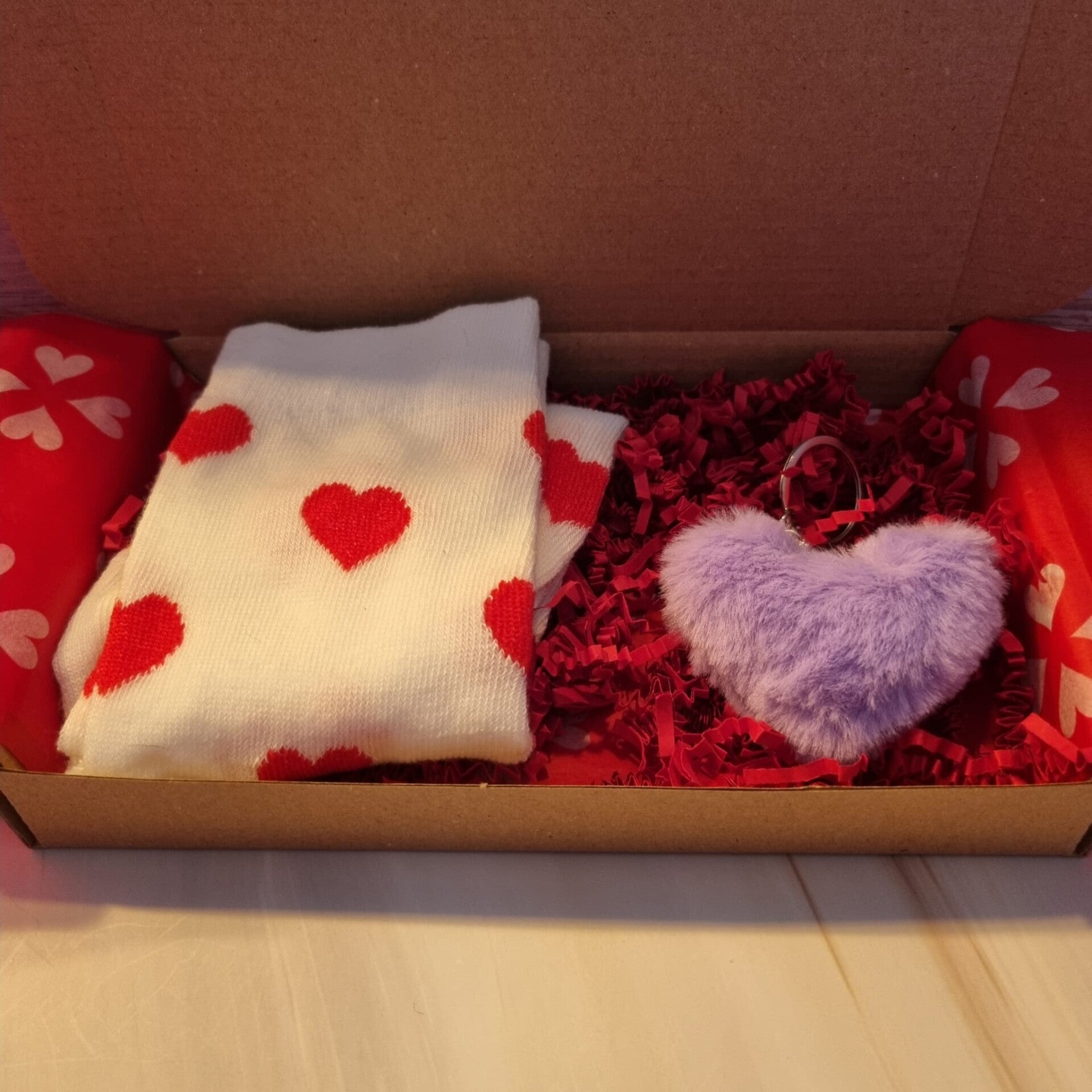 Hartjes sokken en sleutelhanger lila