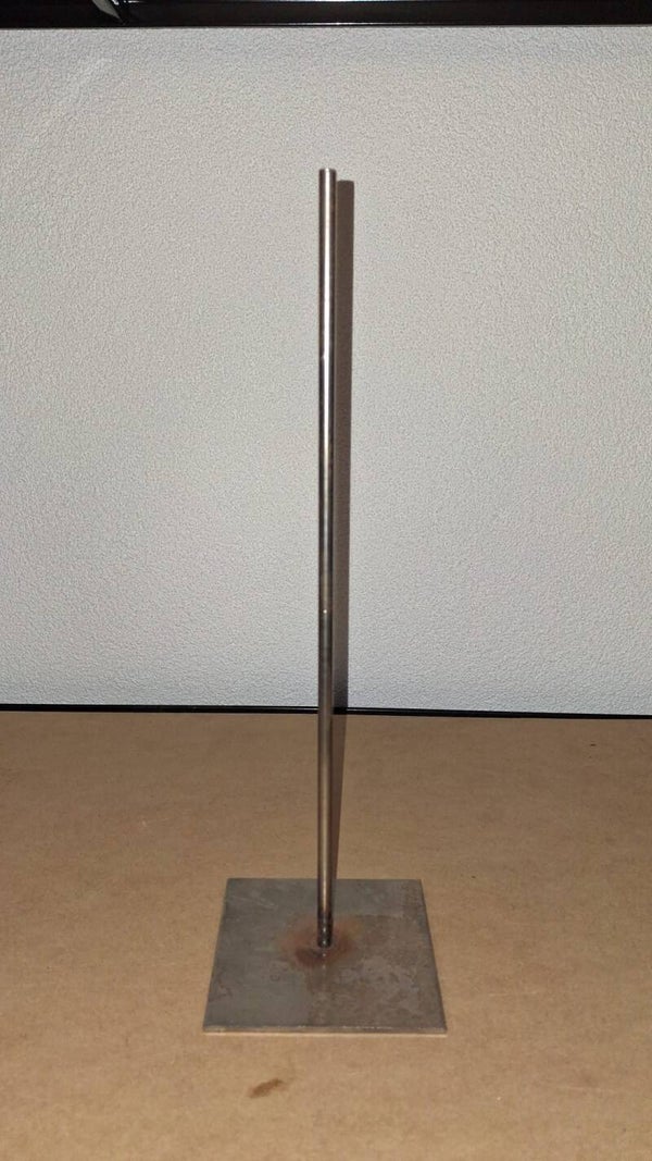 sokkel 1 pin 30cm hoog voet 9x9cm