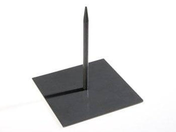 metalen sokkel 18×18 cm 1 pin