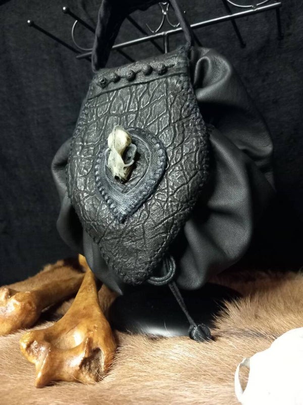 《 Chiroptera 》Pouch