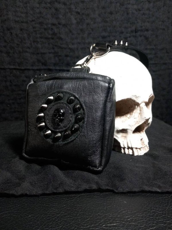 ◇ The Emissary ◇ Keychain Bag