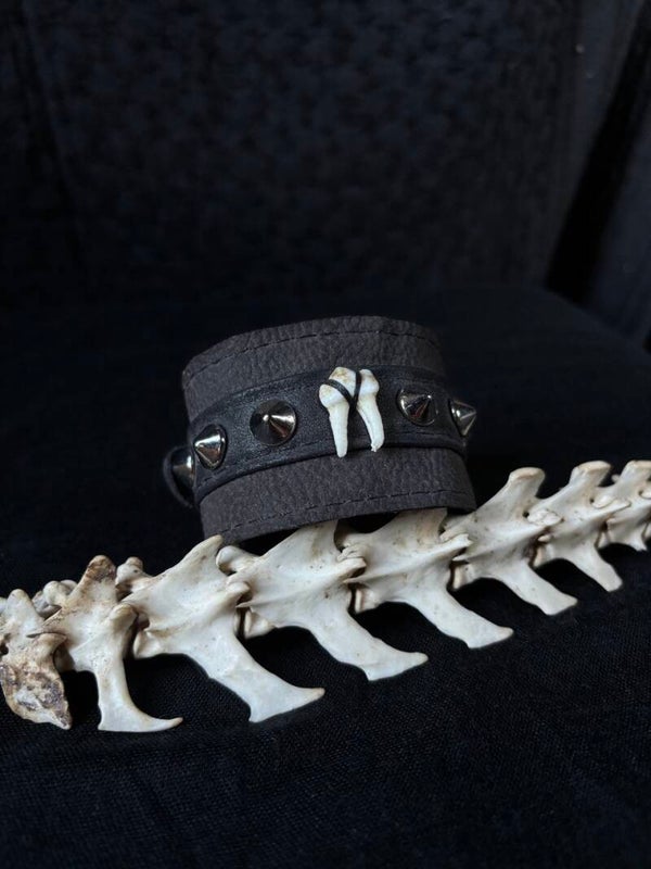 ♢ Teeth Knocker ♢ Bracelet