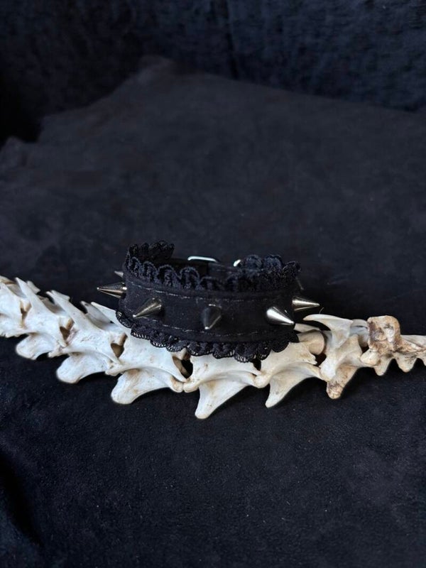 Bracelet Ruffles Spikes