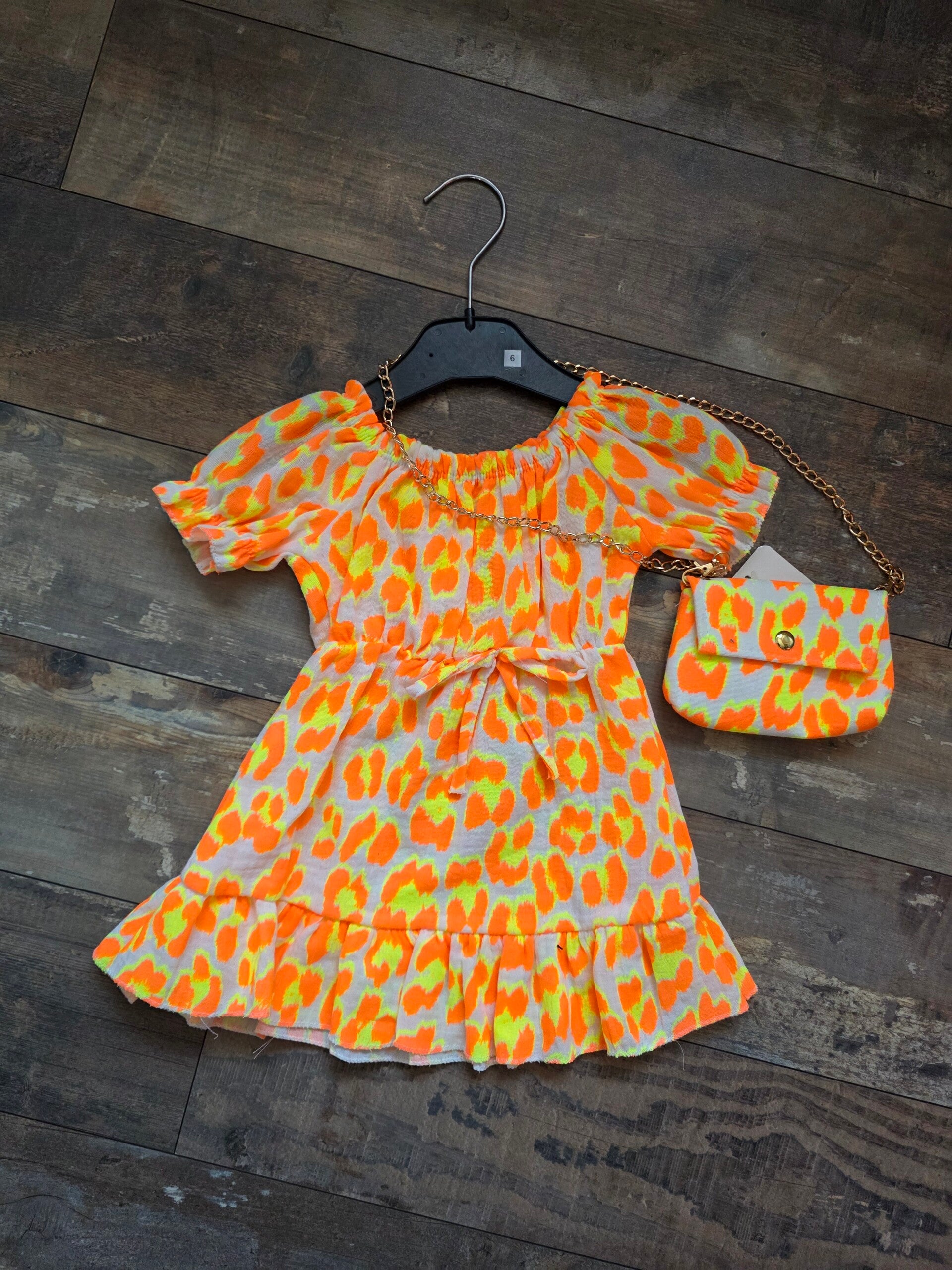Neon oranje jurkje + tasje