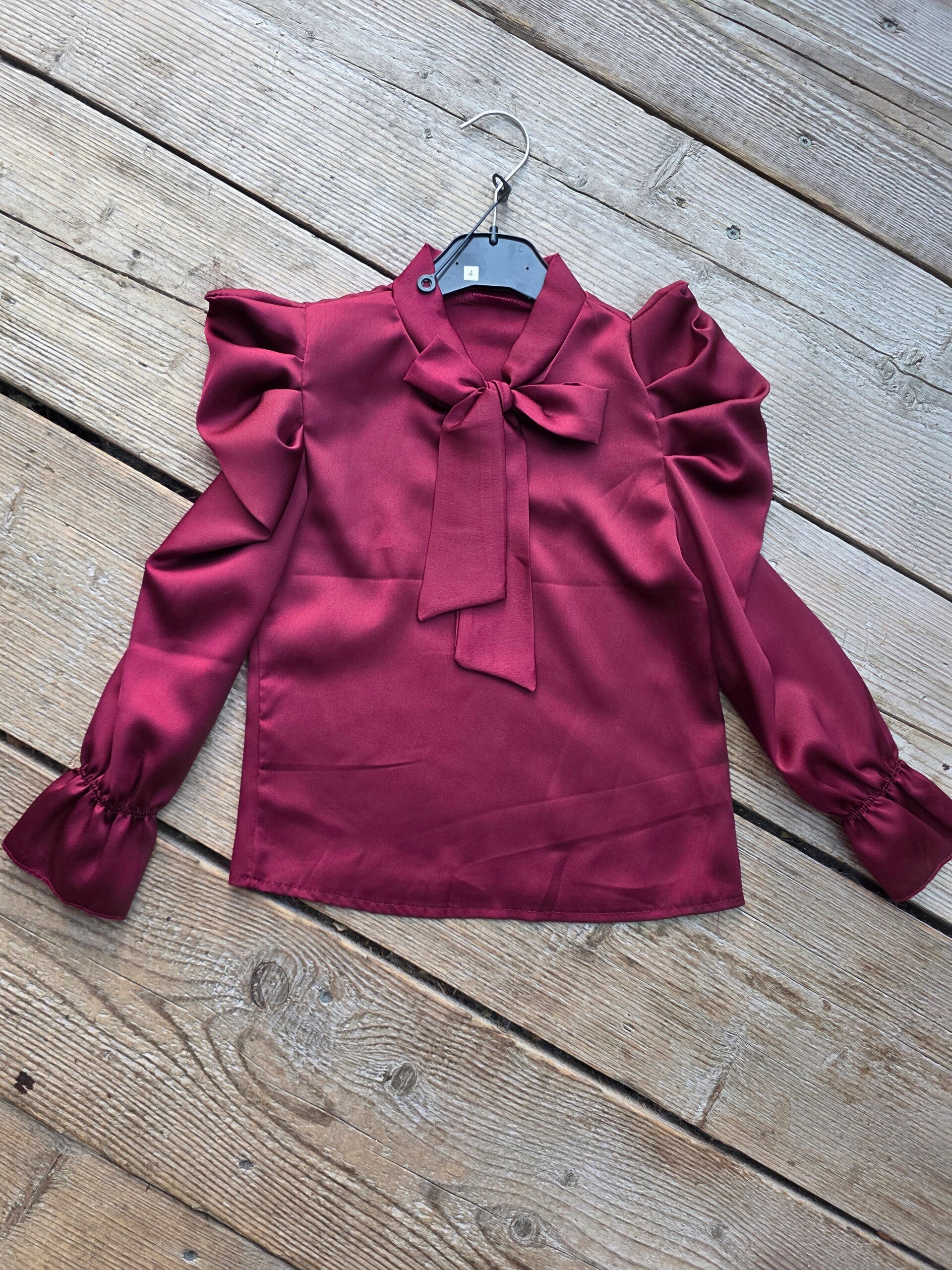 Top satijn bordeaux