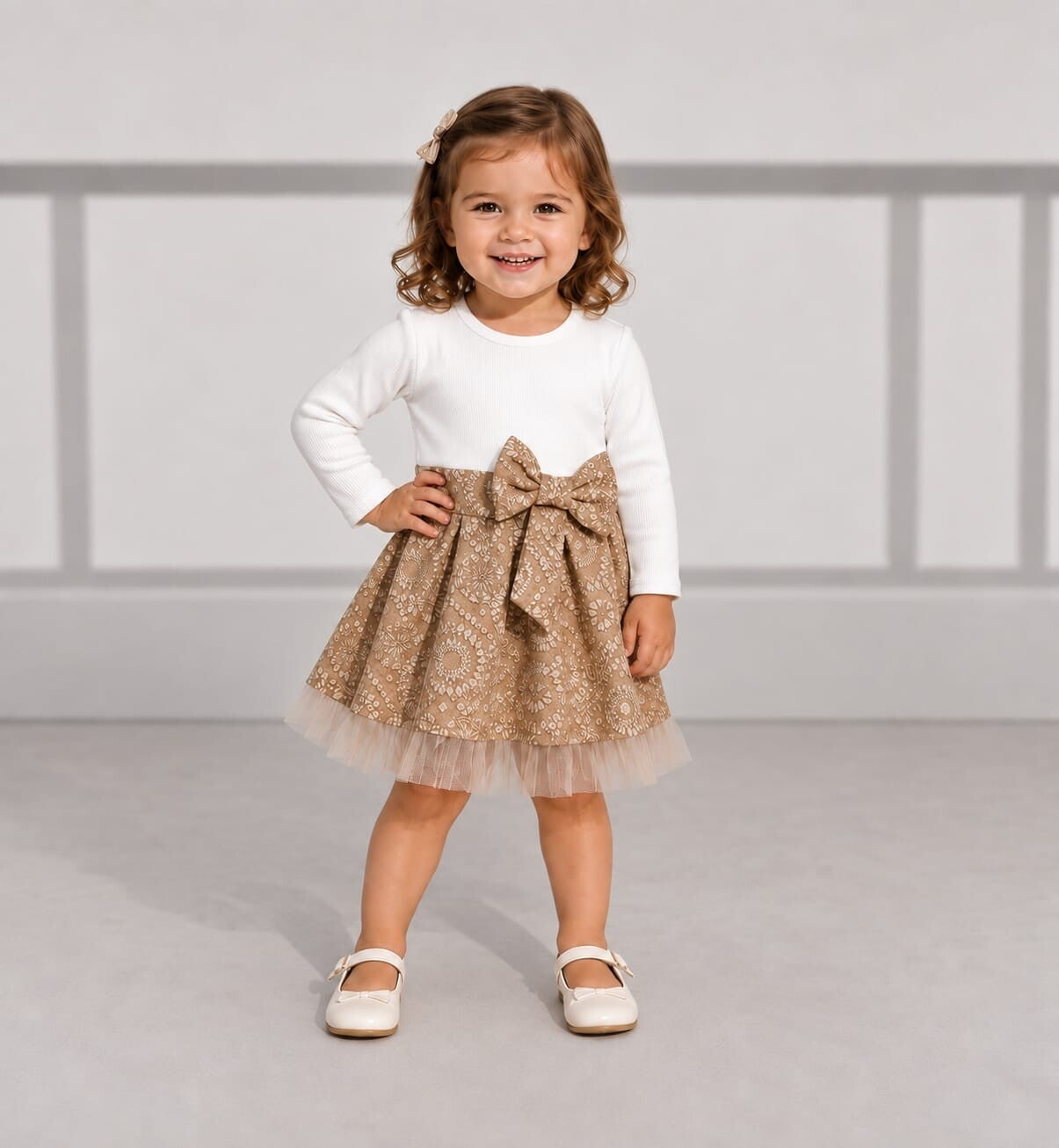 Jurkje beige/wit