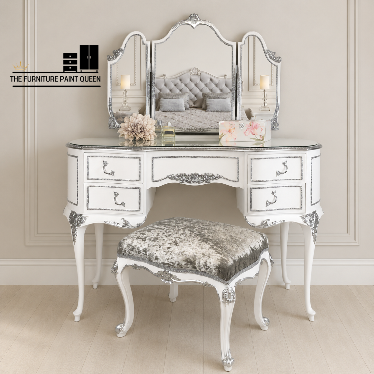 French Louis Olympus dressing table