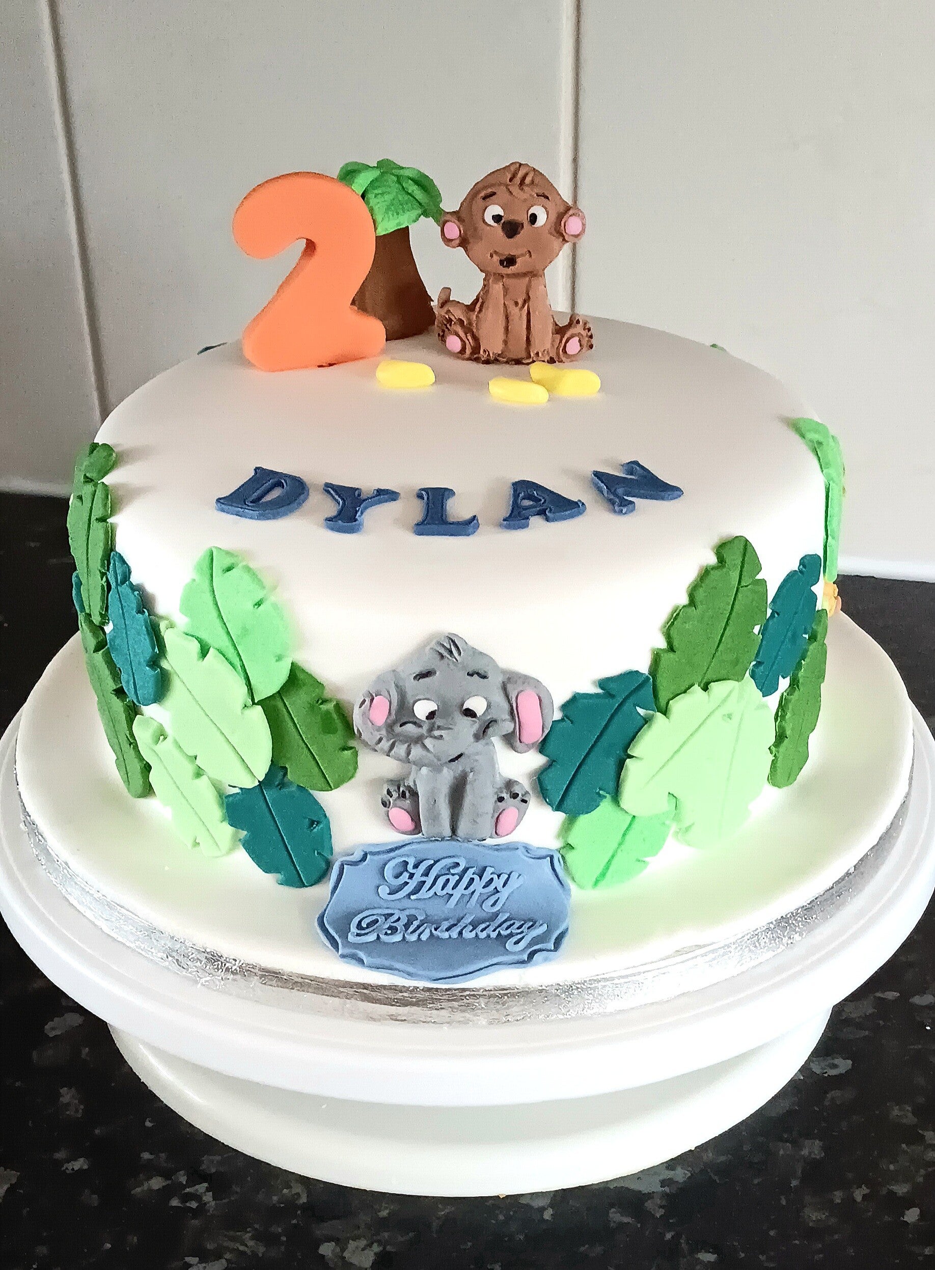 boys 2nd birthday jungle themed 