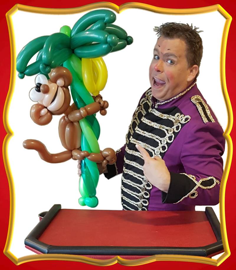 Erico de ballonentertainer Clown Erico Kindershow Pallasso circus en theater clowns  Circus act ( Pallasso de officiële website van Clown Erico en Clown Marcel )  evenement, dinnershows, bedrijfsfeest, personeelsfeest, beurzen, bedrijfsborrel, bedrijfspre