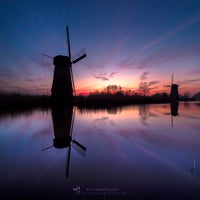 windmill-reflexion-sundown-3-standard-r6xiqn.jpg