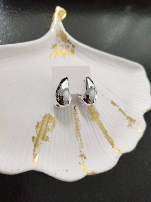 Boucles d'oreilles gouttes argenté