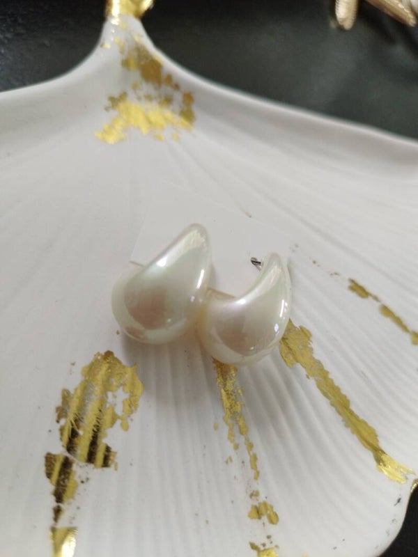 Boucles d'oreilles gouttes couleur perles