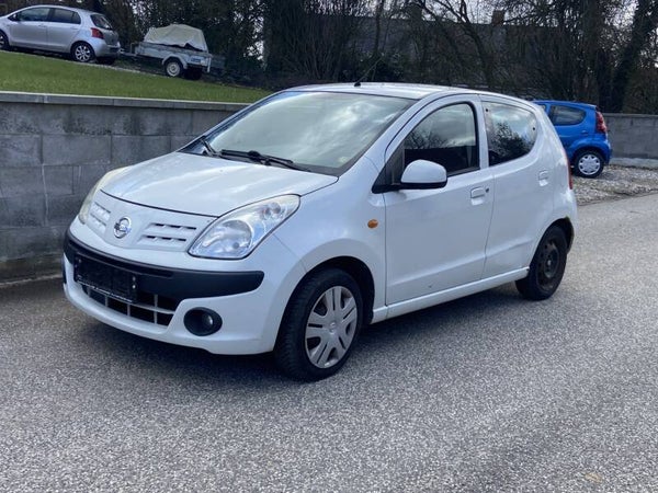 Nissan Pixo, Benzin
