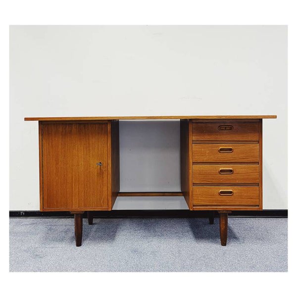 Vintage Teakhouten Bureau