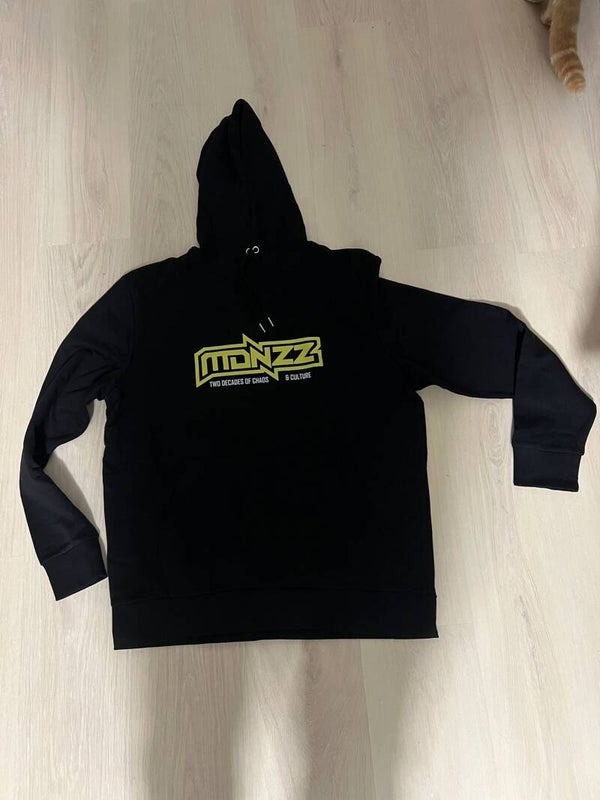 Limited Edition Madnezz choas Hoodie 20 Years of Chaos & Culture