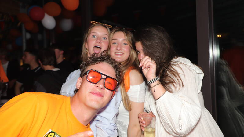 img_3960-standard-zbw18d.jpg